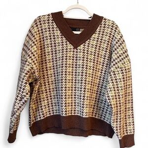 Brown Houndstooth Women's Sweater